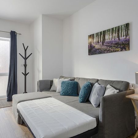 1 Bed Apt Sleeps 4 Luton  Zewnętrze zdjęcie