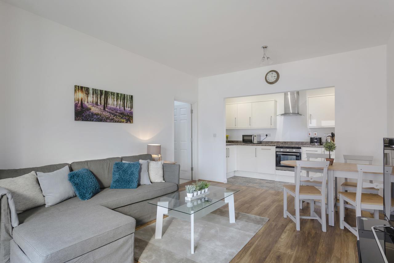1 Bed Apt Sleeps 4 Luton  Zewnętrze zdjęcie